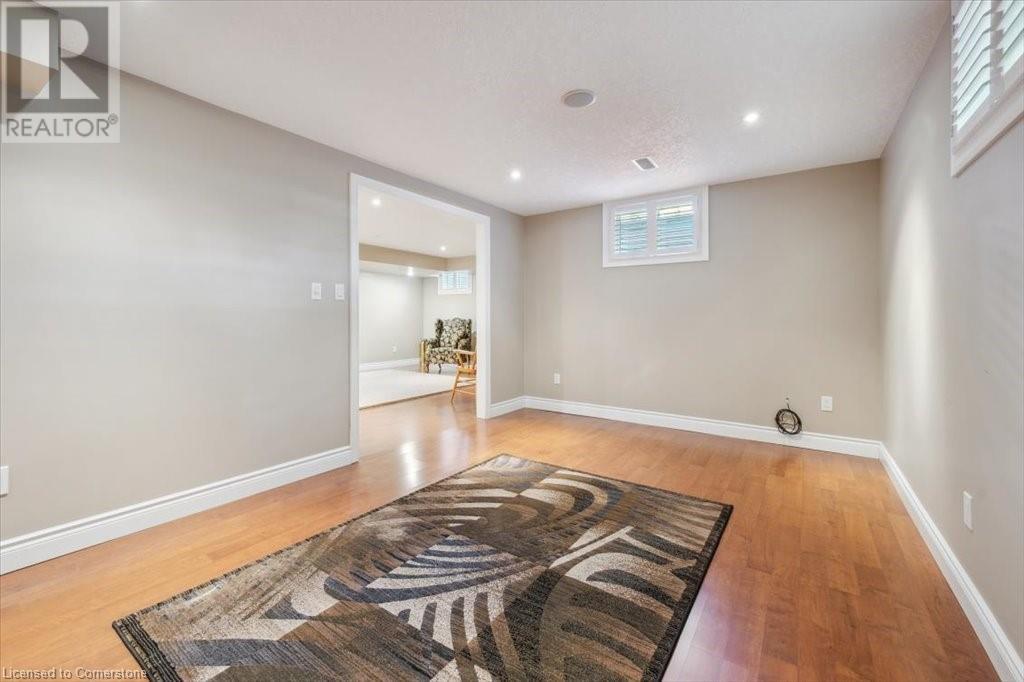 50 Freemont Street, Waterloo, Ontario  N2L 6L7 - Photo 34 - 40730763