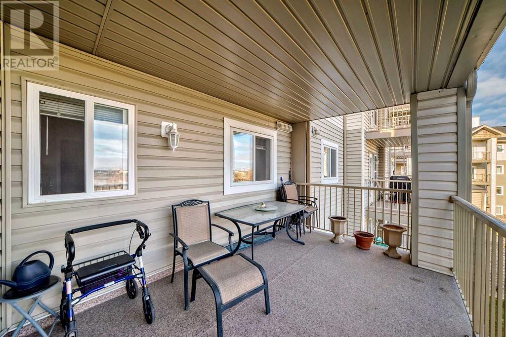 Property at 334, 5000 Somervale Court SW image 3