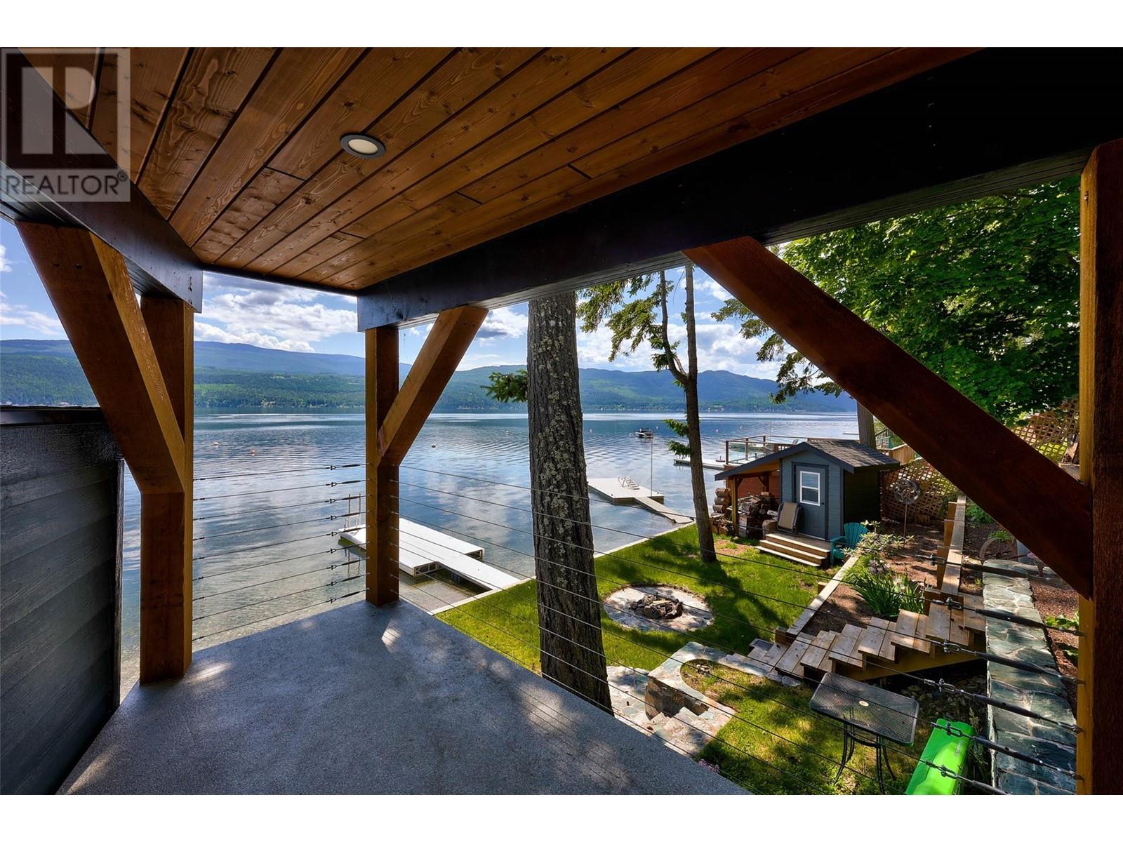 7720 SQUILAX ANGLEMONT Road, North Shuswap, BC V0E1M8