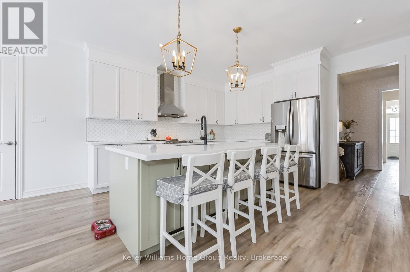 136 Harpin Way E, Centre Wellington, Ontario  N1M 0G9 - Photo 13 - X12164865