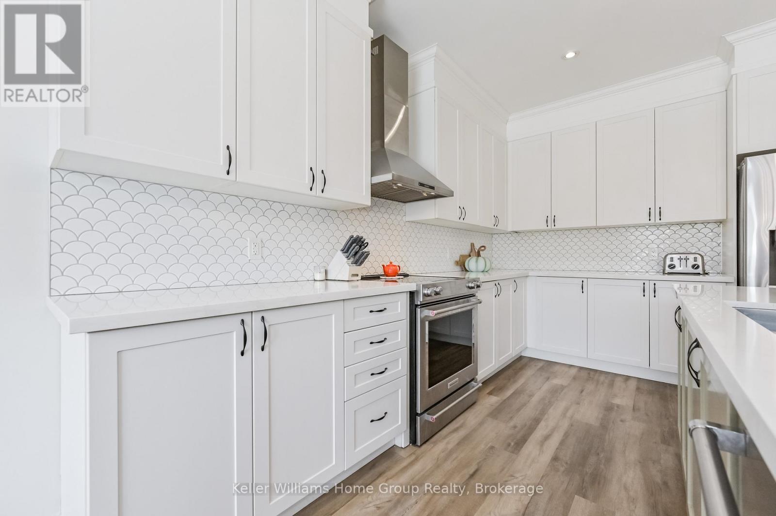 136 Harpin Way E, Centre Wellington, Ontario  N1M 0G9 - Photo 14 - X12164865