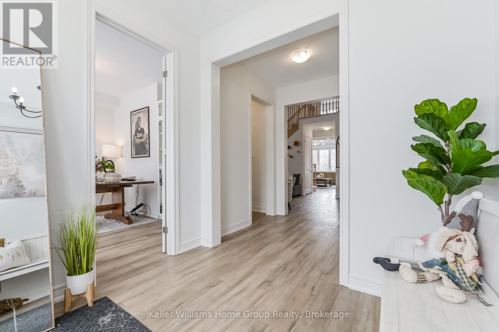 136 Harpin Way E, Centre Wellington, Ontario  N1M 0G9 - Photo 6 - X12164865