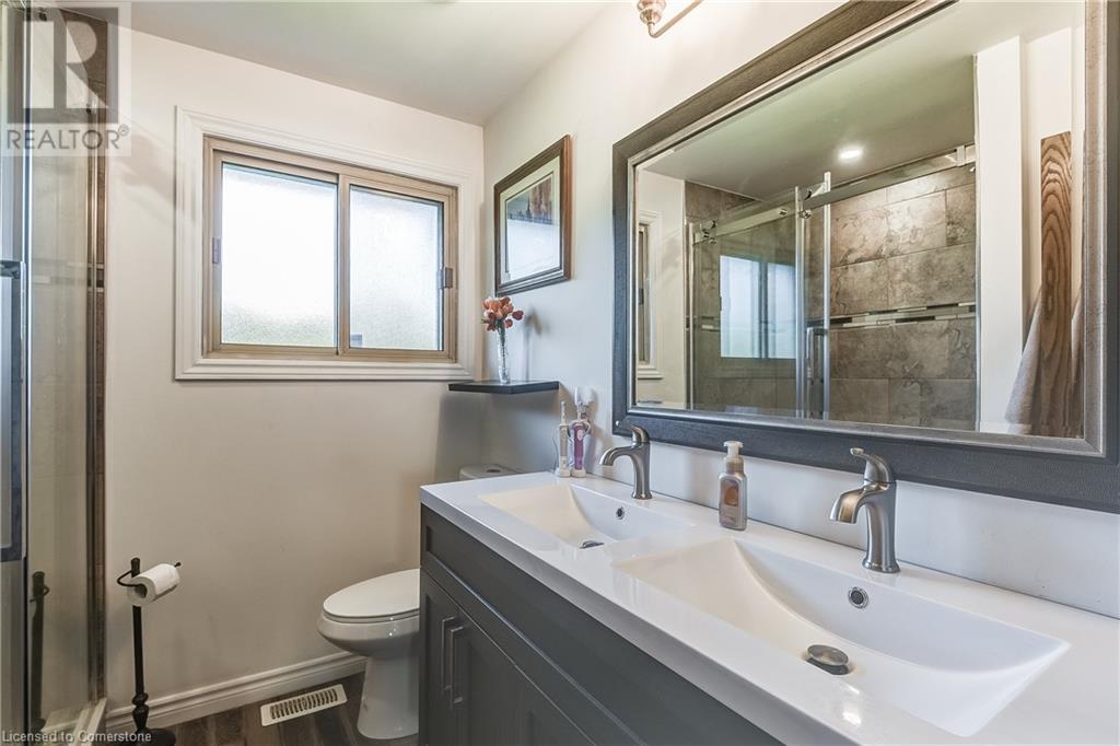 645 Dynes Road, Burlington, Ontario  L7N 2V7 - Photo 38 - 40730780