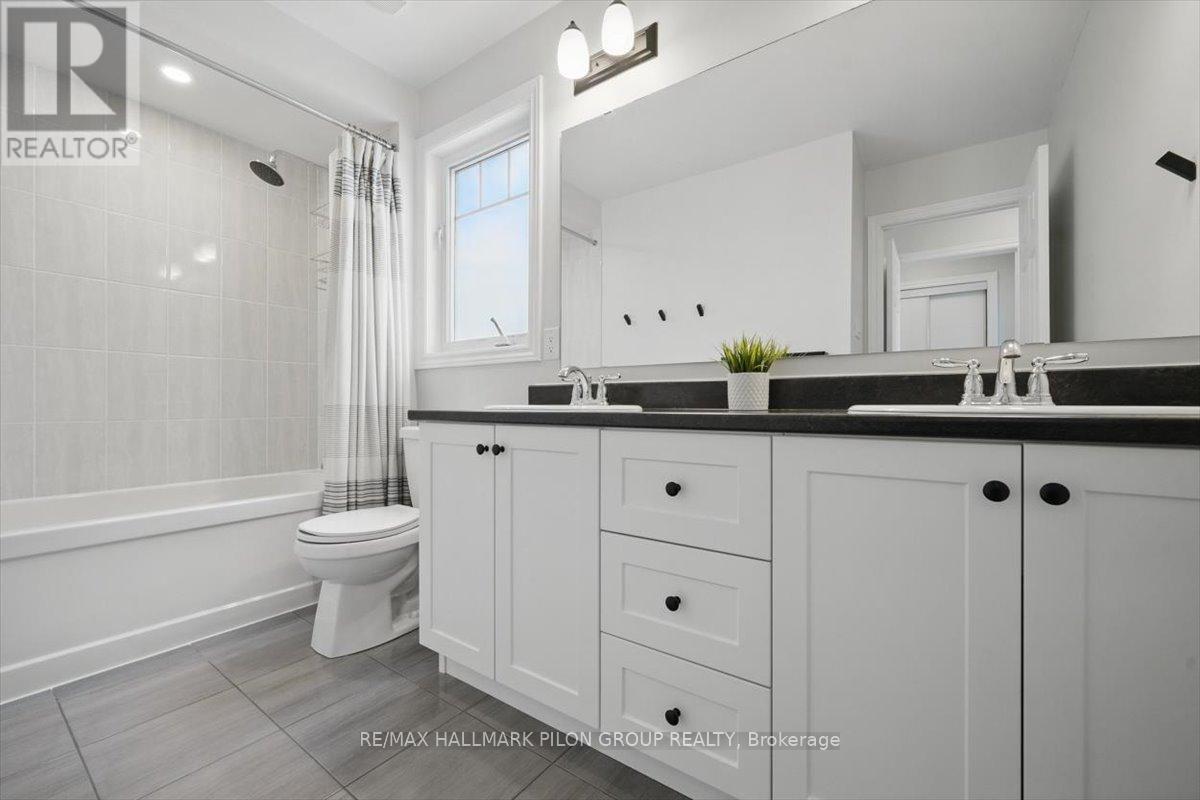 361 Sweetfern Crescent, Ottawa, Ontario  K4A 1A5 - Photo 14 - X12164894
