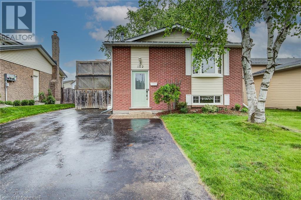 102 Sugar Maple Street, Kitchener, Ontario  N2N 1X7 - Photo 2 - 40731304