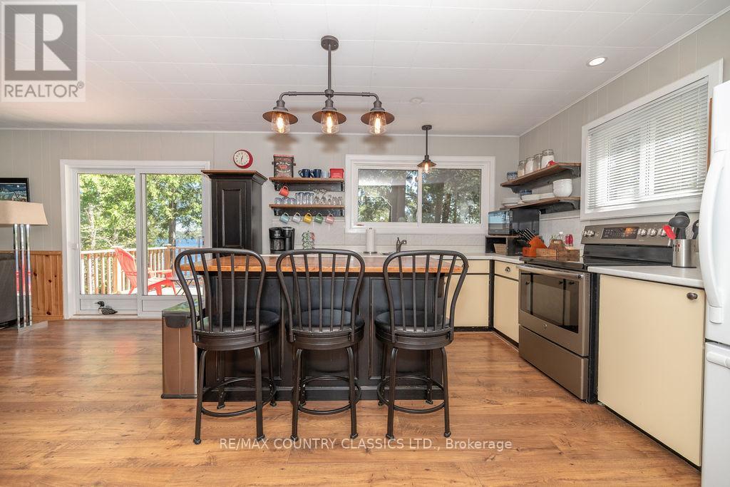 1650b River Road, Madawaska Valley, Ontario  K0J 1B0 - Photo 8 - X12164780