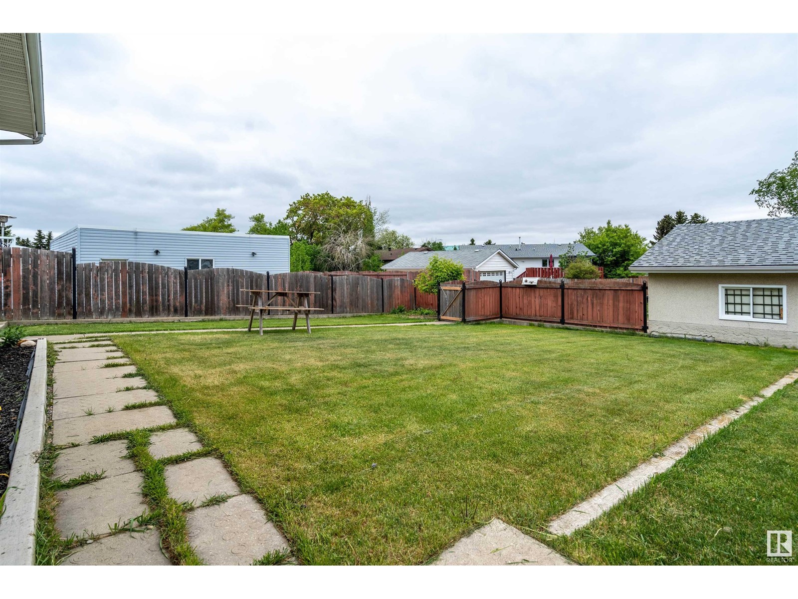 294 Woodvale Rd W Nw, Edmonton, Alberta  T6L 1P6 - Photo 41 - E4437743