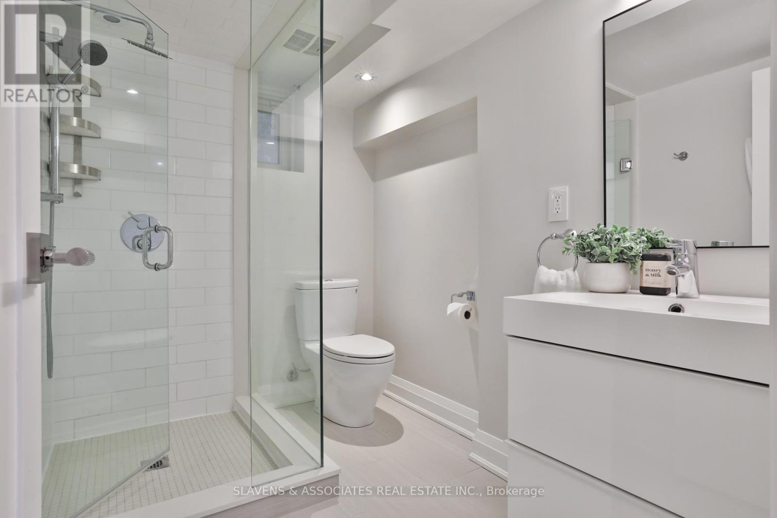 53 Ava Road, Toronto, Ontario  M5P 1Y9 - Photo 39 - C12164613