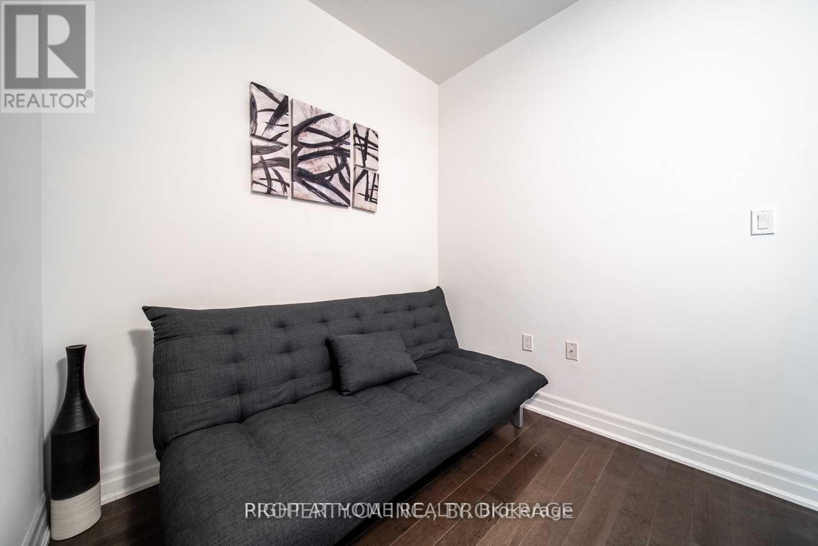 3203 - 8 The Esplanade Street, Toronto, Ontario  M5E 0A6 - Photo 16 - C12164632