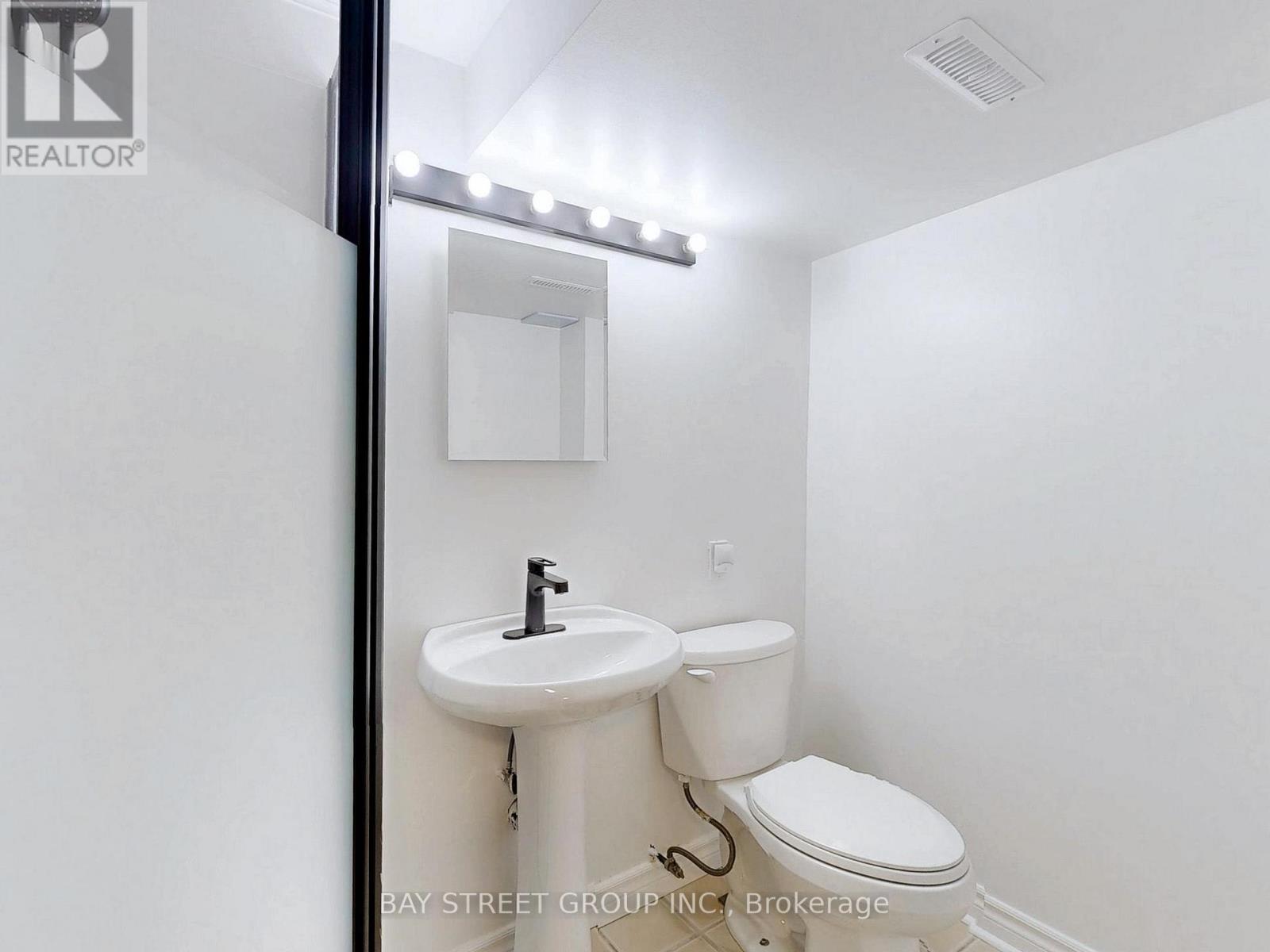 4 - 89 Rameau Drive, Toronto, Ontario  M2H 1T6 - Photo 27 - C12164645