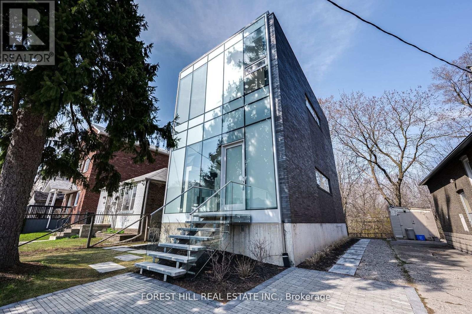 Property at 561 ARLINGTON AVENUE image 1