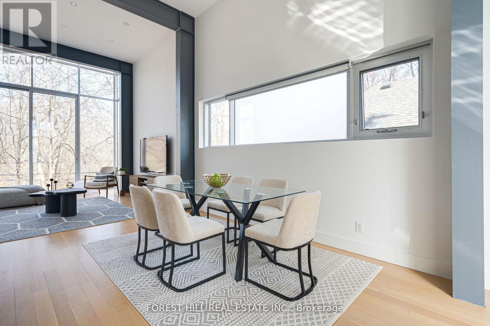 561 Arlington Avenue, Toronto, Ontario  M6C 3A6 - Photo 6 - C12164751