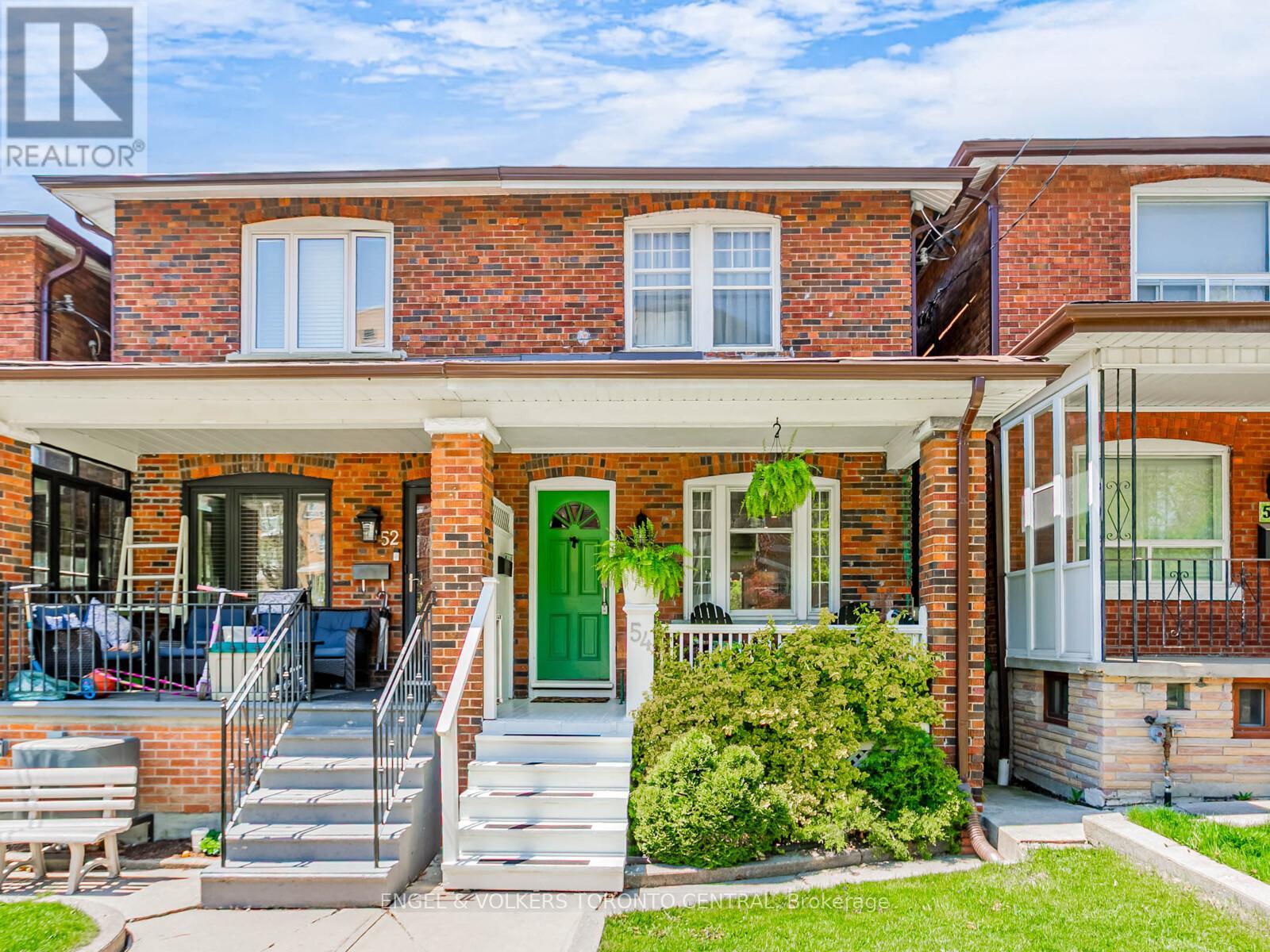 54 WINONA DRIVE, Toronto, Ontario