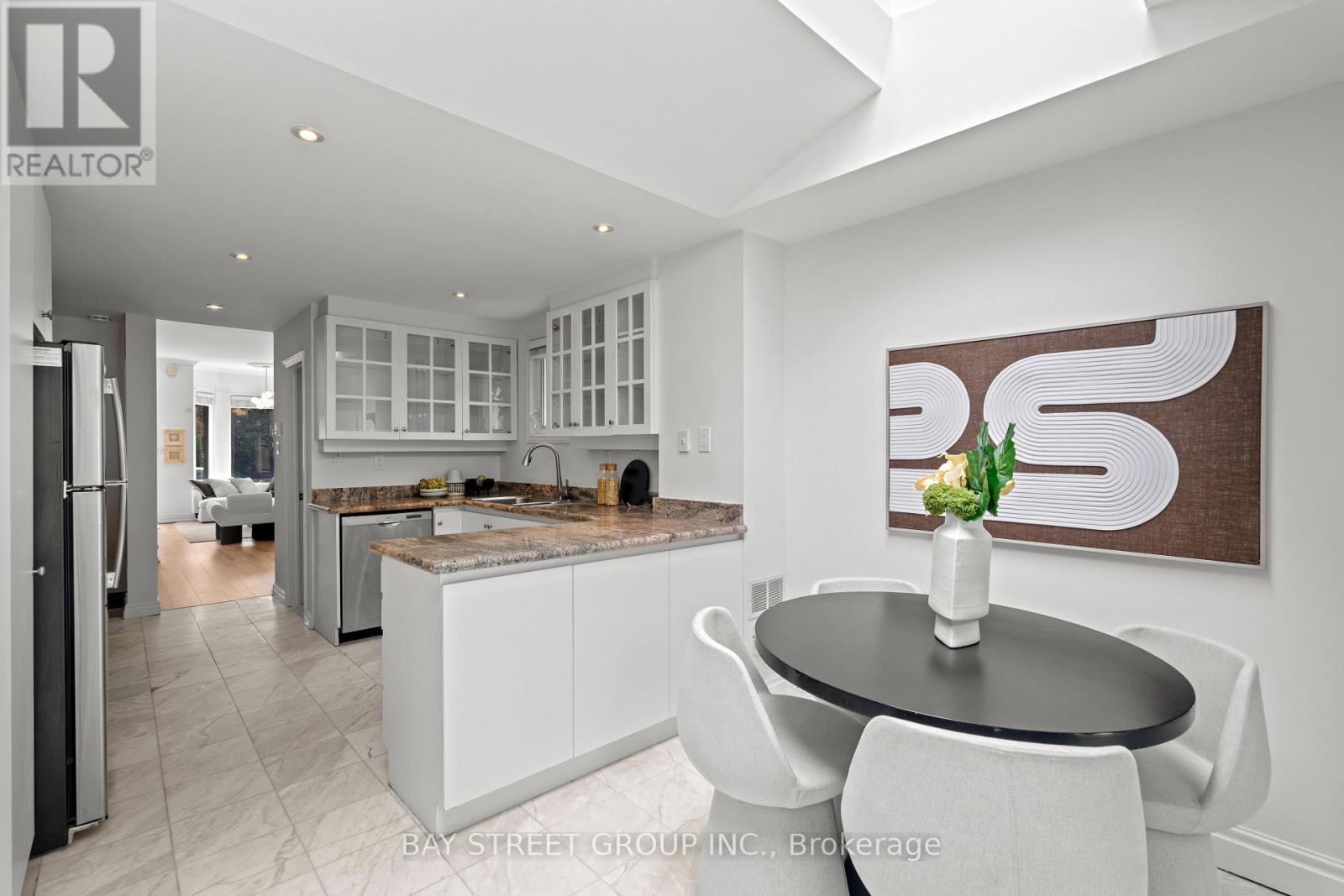 168 Macpherson Avenue, Toronto, Ontario  M5R 1W8 - Photo 20 - C12164864
