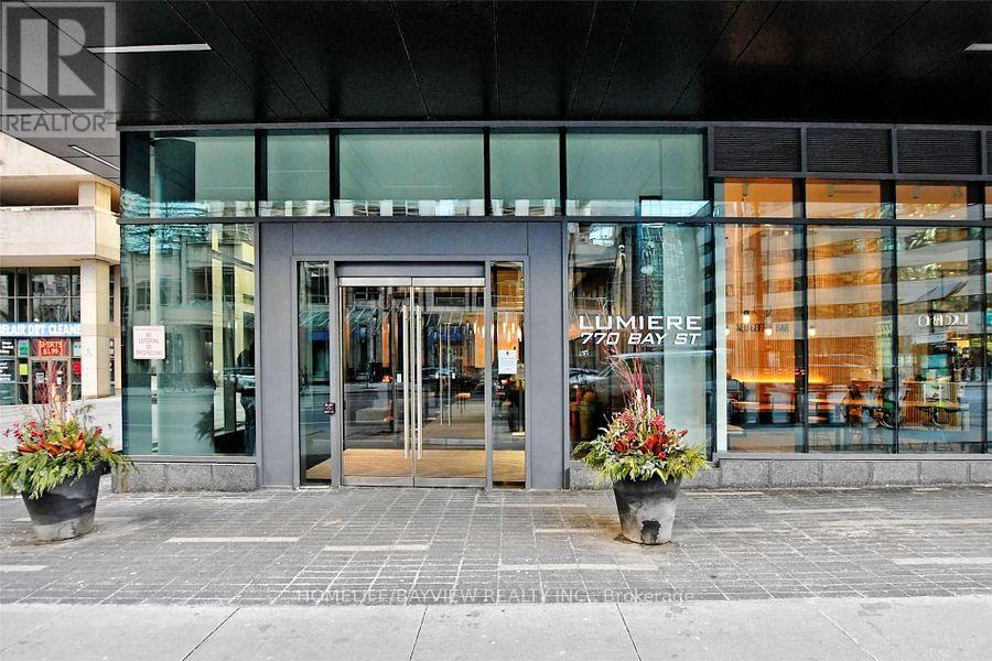 2402 - 770 Bay Street, Toronto (Bay Street Corridor), Ontario  M5G 0A6 - Photo 41 - C12164897