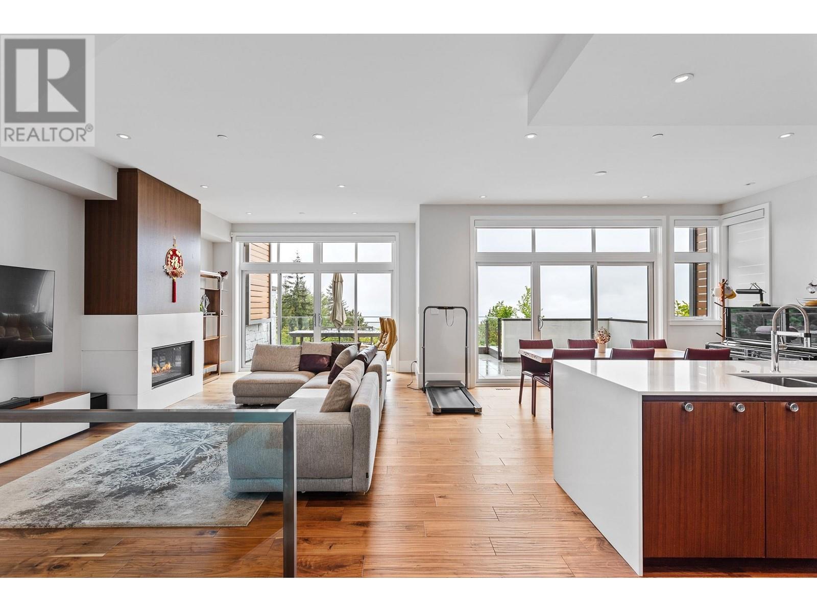 2823 Chippendale Road, West Vancouver, British Columbia  V7S 0A7 - Photo 3 - R3004230