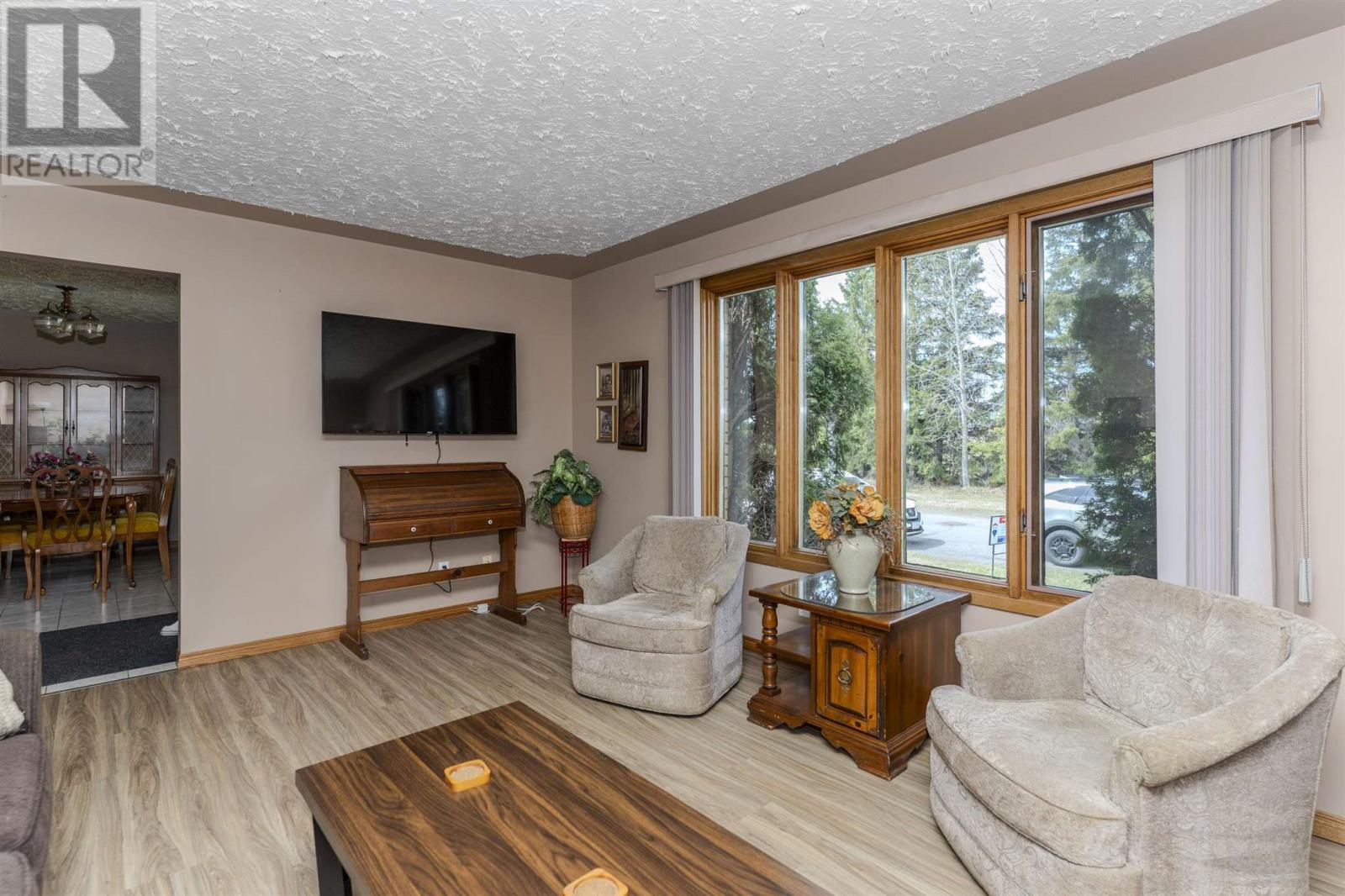 3294 Morgan Ave, Thunder Bay, Ontario  P7E 6L1 - Photo 7 - TB251161