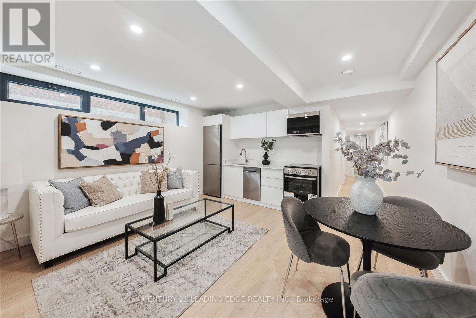 257 Robina Avenue, Toronto, Ontario  M6C 3Y9 - Photo 40 - C12077765