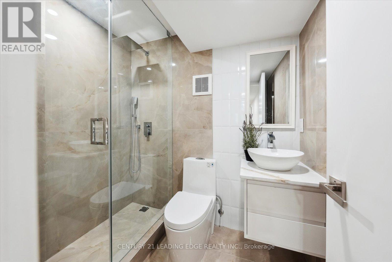 257 Robina Avenue, Toronto, Ontario  M6C 3Y9 - Photo 42 - C12077765