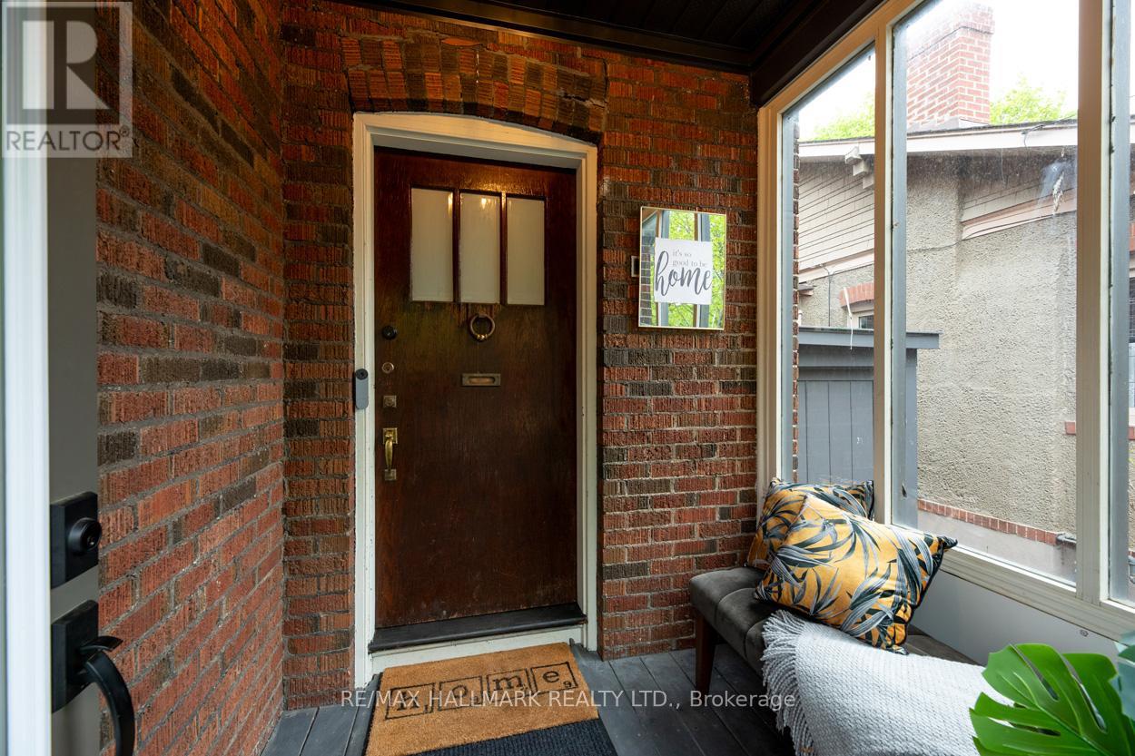Property at 12 AVALON BOULEVARD image 2