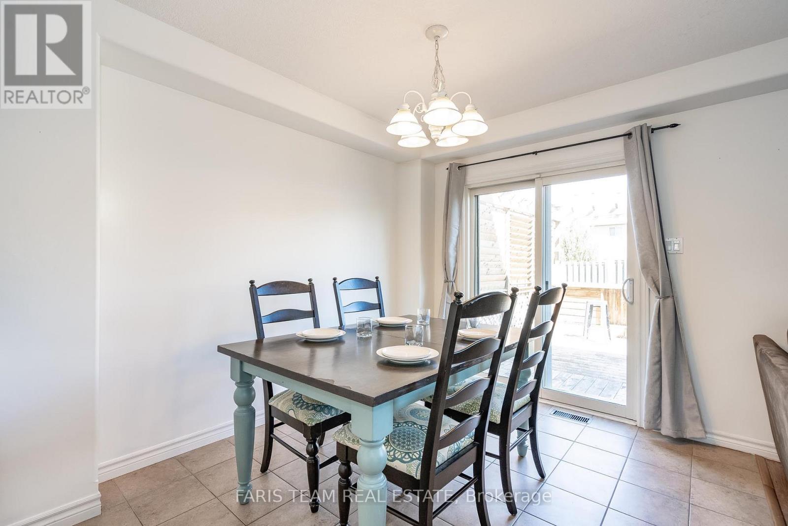 108 Quigley Street, Essa, Ontario  L0M 1B6 - Photo 7 - N12164624