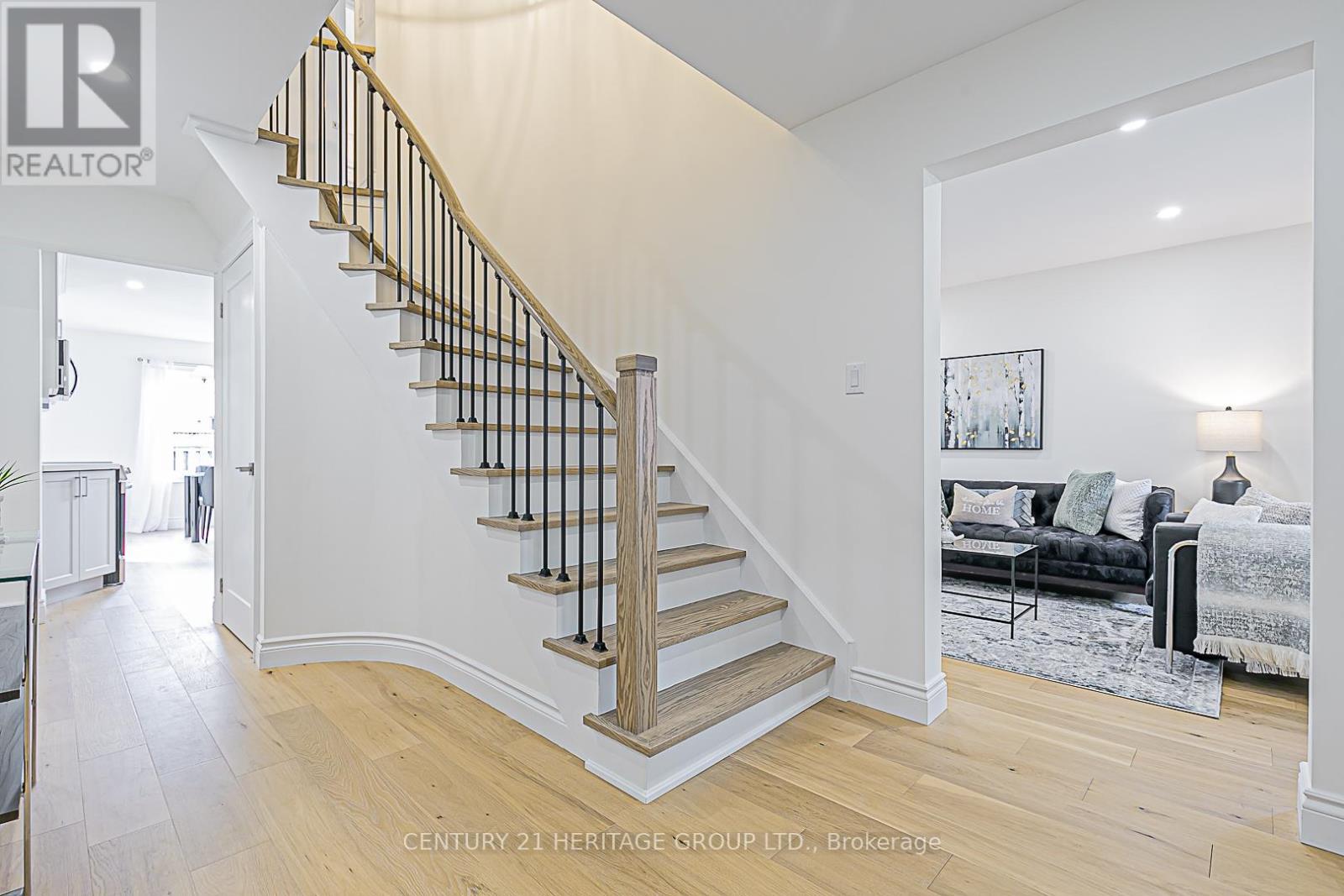 35 Buchanan Crescent, Aurora, Ontario  L4G 5K4 - Photo 22 - N12164655