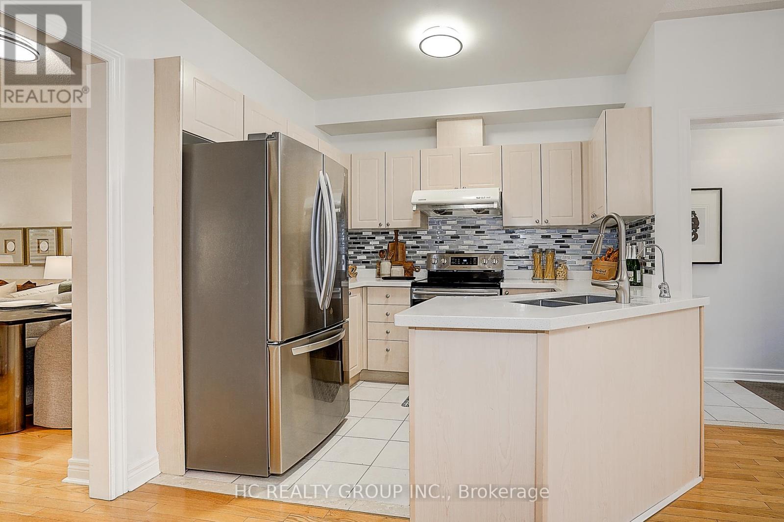 35 Olivia Drive, Markham, Ontario  L6C 3B6 - Photo 25 - N12164659