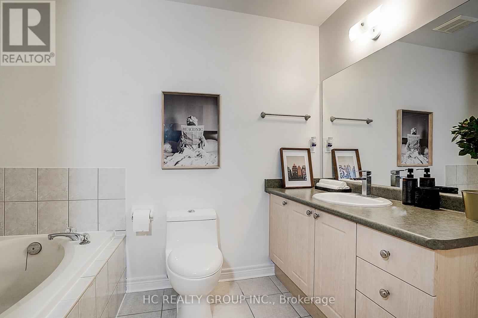 35 Olivia Drive, Markham, Ontario  L6C 3B6 - Photo 37 - N12164659