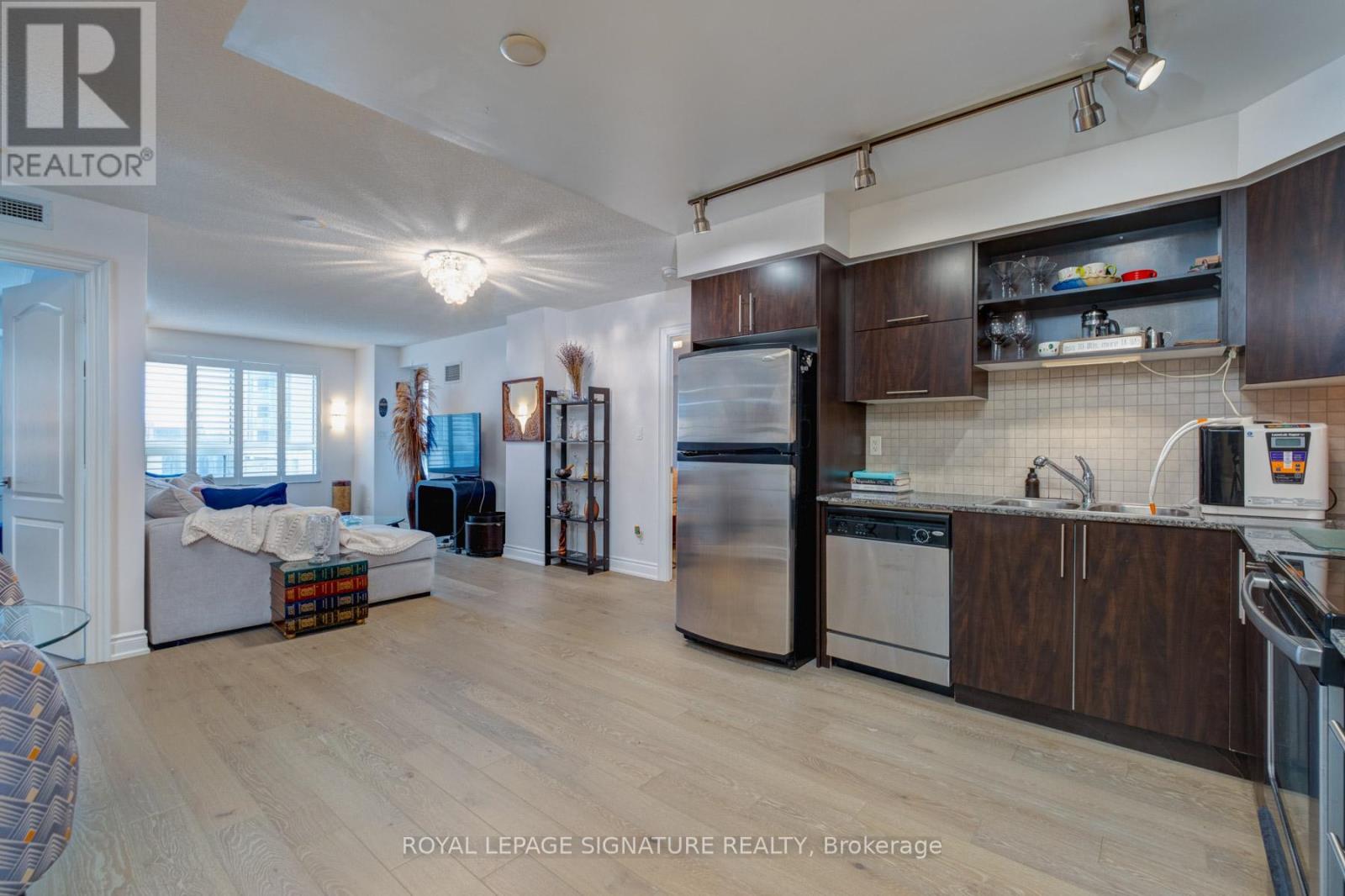 316 - 60 South Town Centre Boulevard, Markham, Ontario  L6G 0C5 - Photo 4 - N12164873