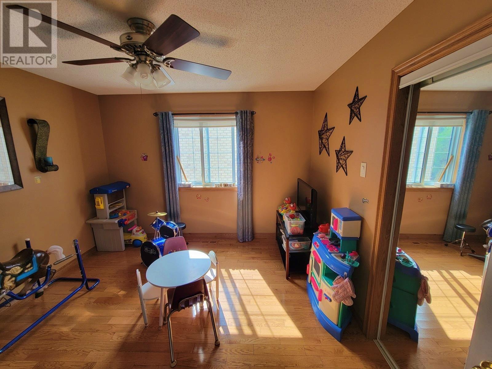 104 Centennial Dr, Schreiber, Ontario  P0T 2S0 - Photo 43 - TB251263