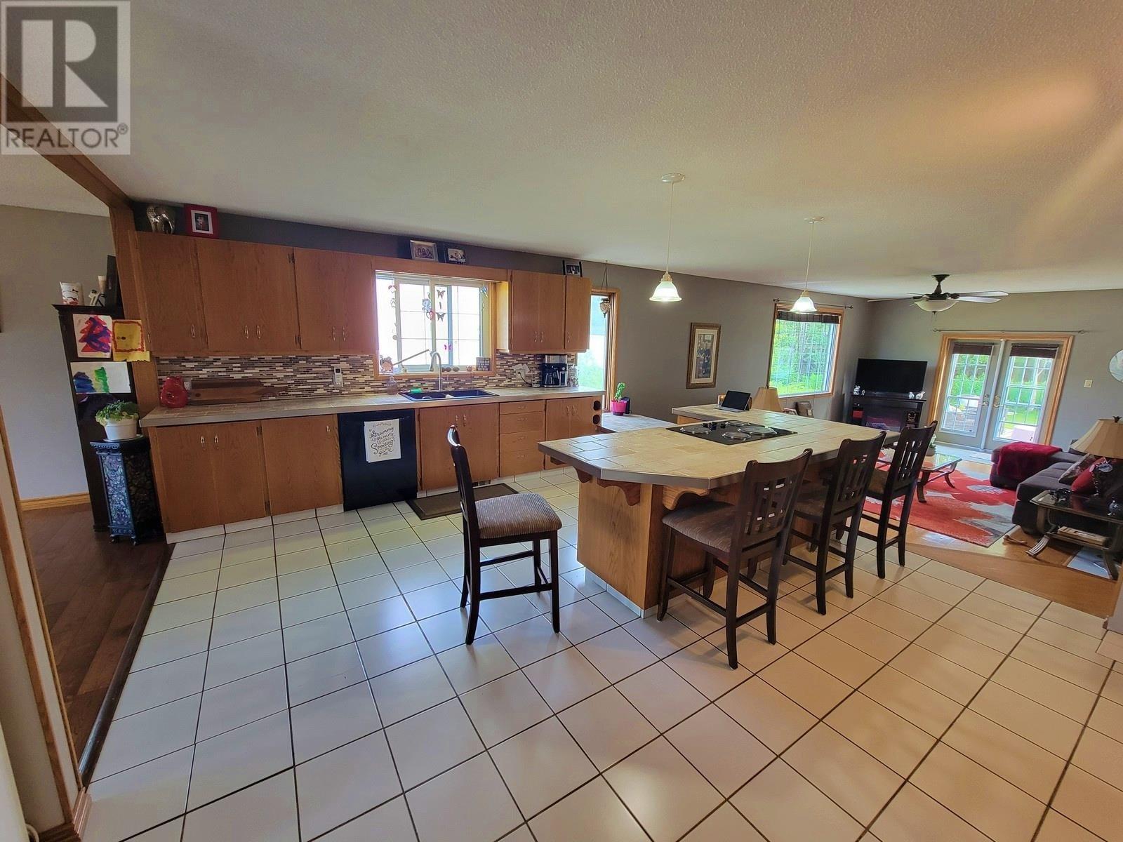 104 Centennial Dr, Schreiber, Ontario  P0T 2S0 - Photo 7 - TB251263