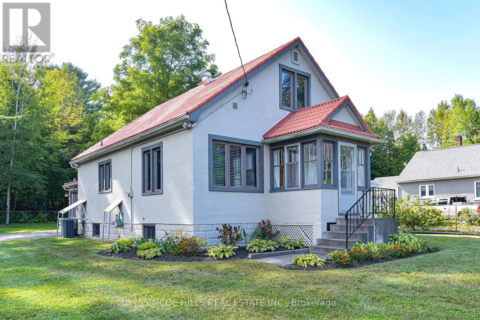 102 Line 15 Line N, Oro-Medonte, Ontario  L3V 8H5 - Photo 2 - S12164627