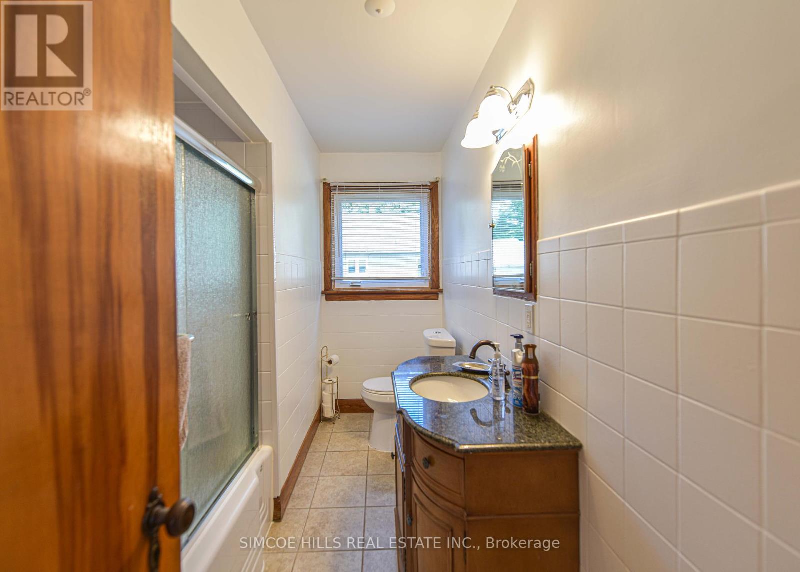 102 Line 15 Line N, Oro-Medonte, Ontario  L3V 8H5 - Photo 6 - S12164627