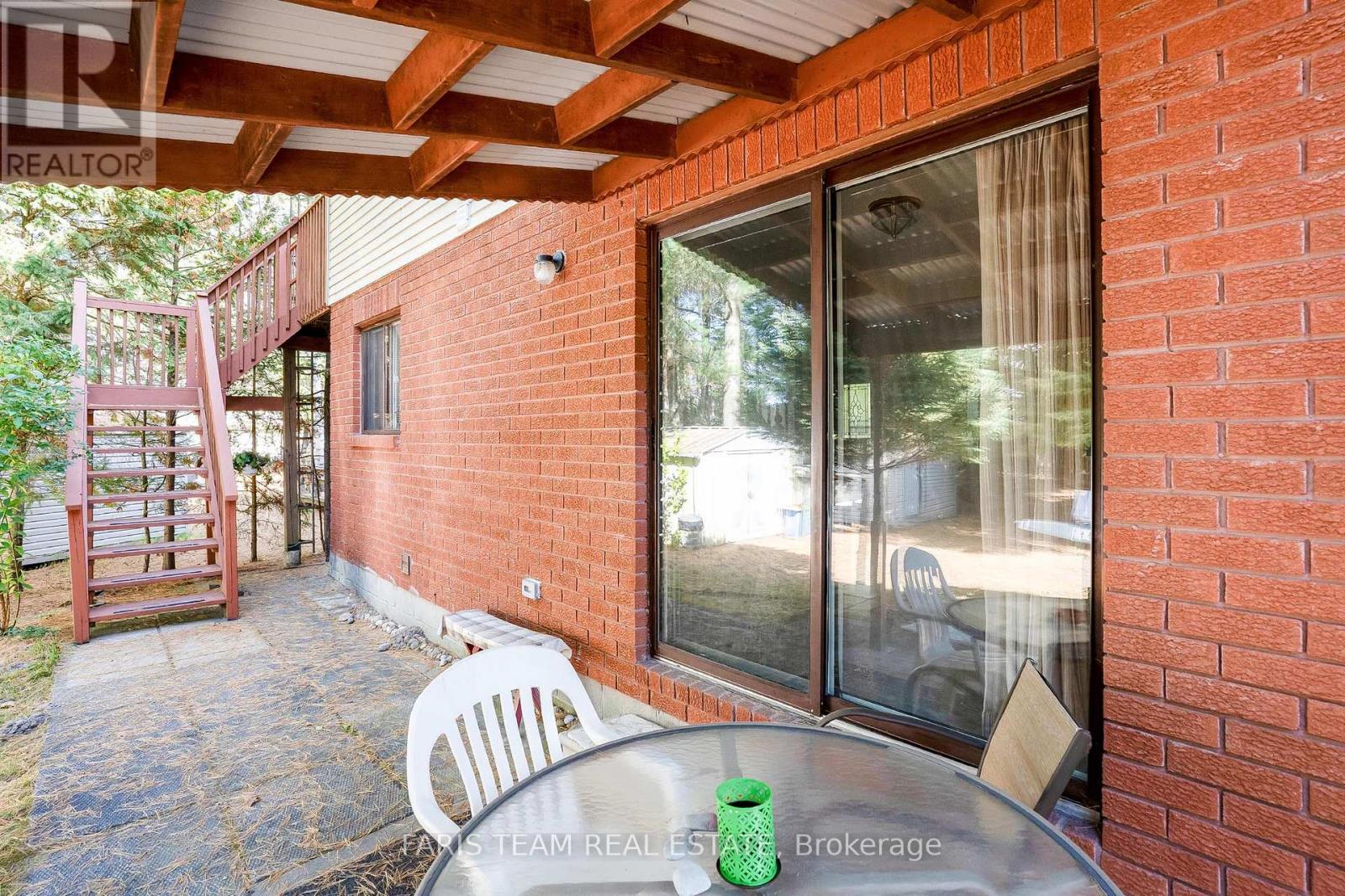 84 Wendake Road, Tiny, Ontario  L0L 2T0 - Photo 18 - S12164750