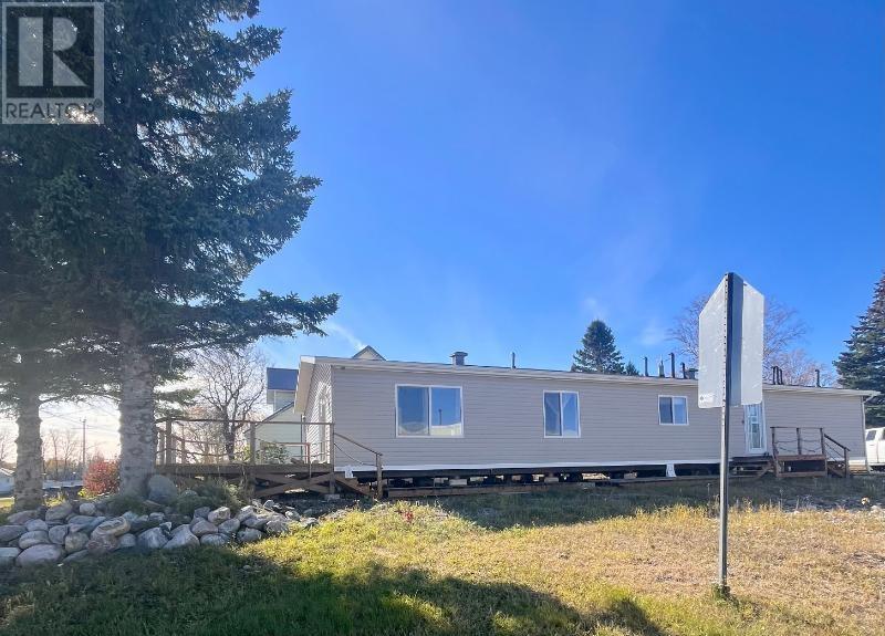 209 Algoma ST, nakina, Ontario