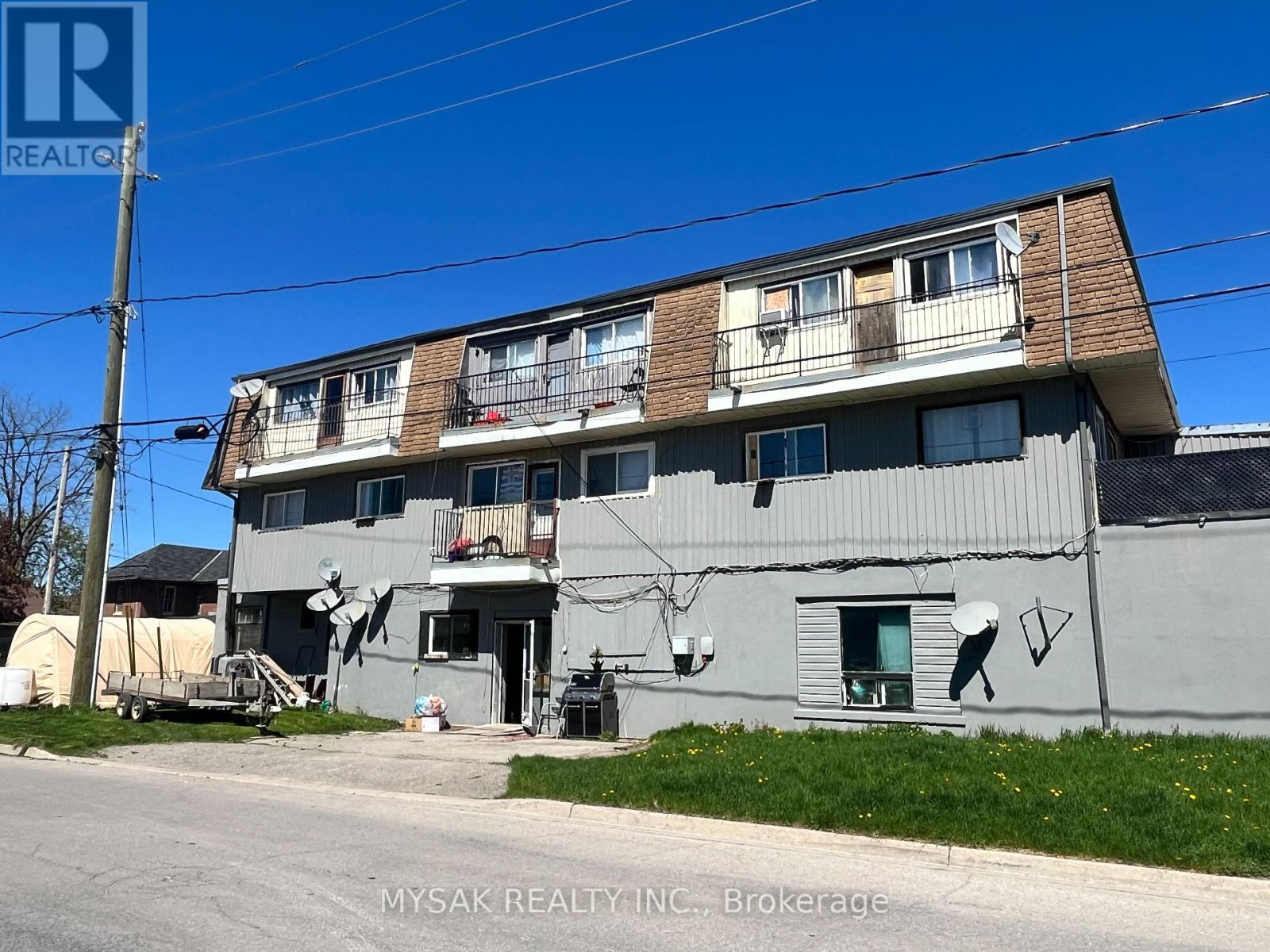 65 Glenelg Street W, Kawartha Lakes, Ontario  K9V 2V5 - Photo 3 - X12158767