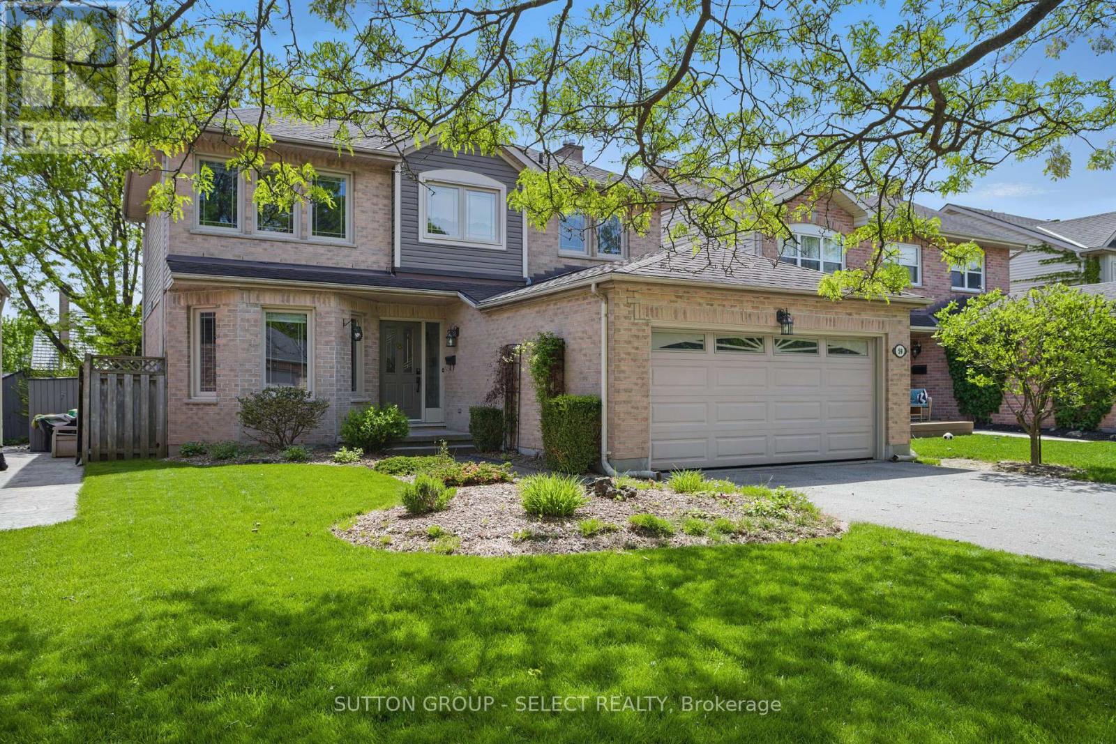 59 Laurel Crescent
