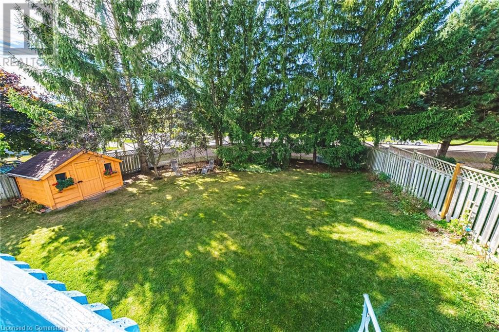 27 Westchester Drive, Kitchener, Ontario  N2B 3T1 - Photo 5 - 40730657