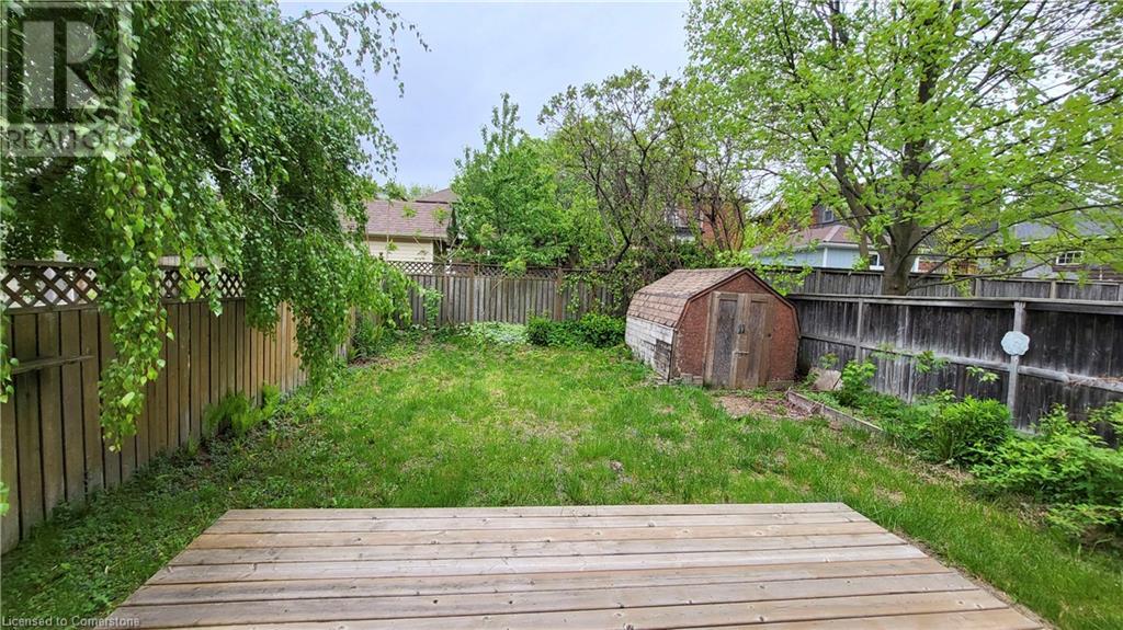 17 Theresa Street, Kitchener, Ontario  N2G 1N2 - Photo 9 - 40730057