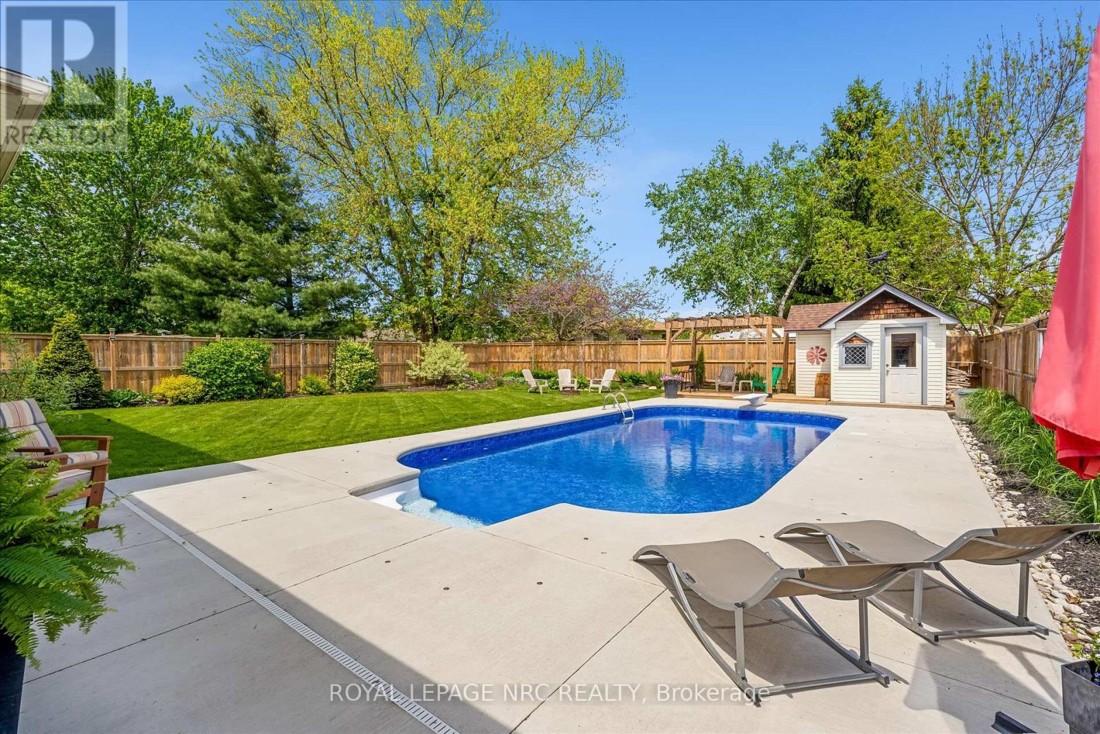 6 Mccoll Drive, Welland, Ontario  L3C 3L7 - Photo 3 - X12165062