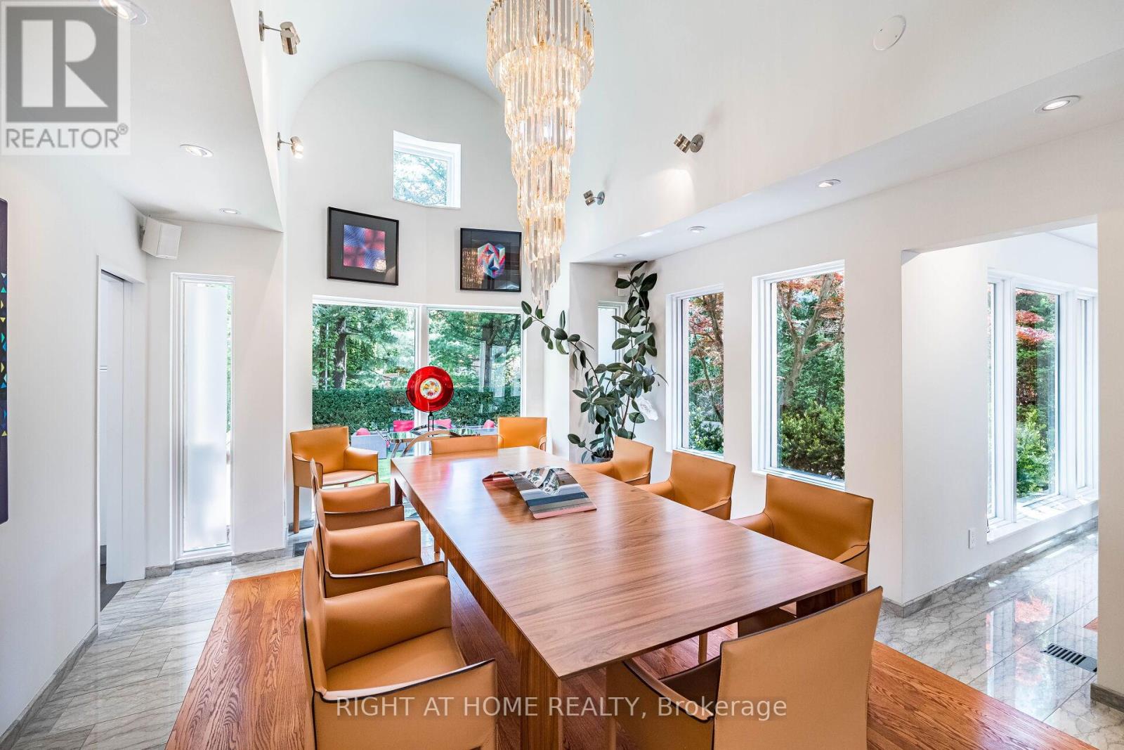 1 Friars Lane, Toronto, Ontario  M9A 1T6 - Photo 10 - W12164629