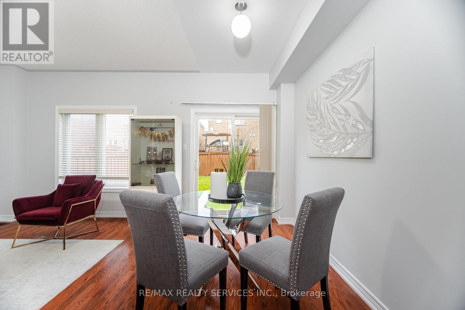 90 Crumlin Crescent, Brampton, Ontario  L6X 0Y4 - Photo 12 - W12164686