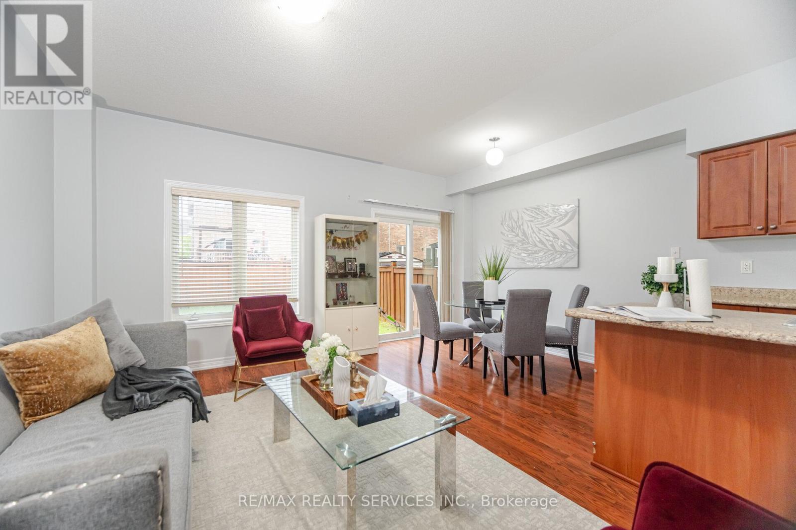 90 Crumlin Crescent, Brampton, Ontario  L6X 0Y4 - Photo 16 - W12164686