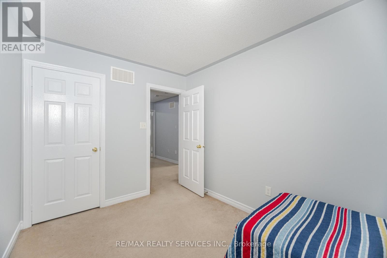 90 Crumlin Crescent, Brampton, Ontario  L6X 0Y4 - Photo 26 - W12164686