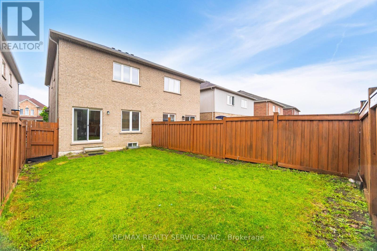 90 Crumlin Crescent, Brampton, Ontario  L6X 0Y4 - Photo 42 - W12164686