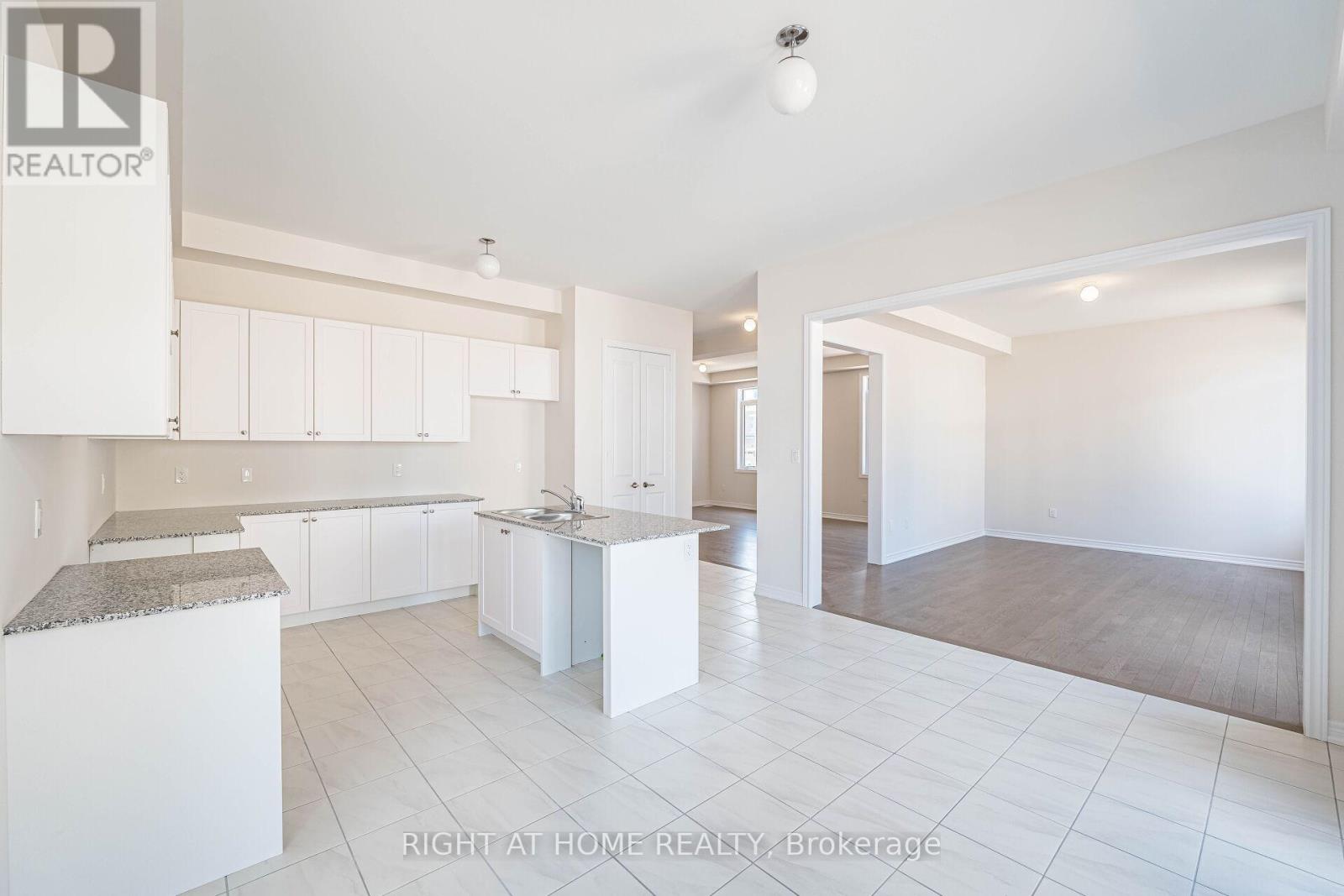 863 Plum Place, Milton, Ontario  L9T 7E7 - Photo 16 - W12164781