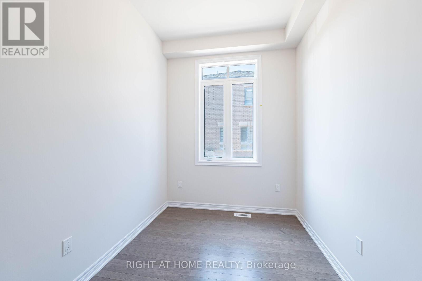 863 Plum Place, Milton, Ontario  L9T 7E7 - Photo 7 - W12164781