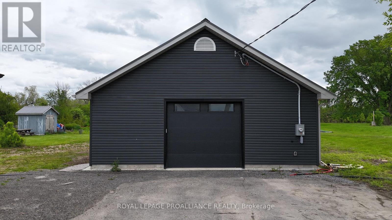 794 County Road 28, Prince Edward County, Ontario  K8N 4Z7 - Photo 8 - X12104180