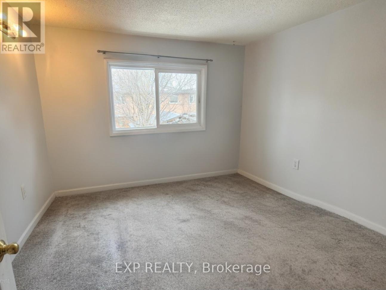 4302 Mayflower Drive, Mississauga, Ontario  L5R 1T7 - Photo 14 - W12164819