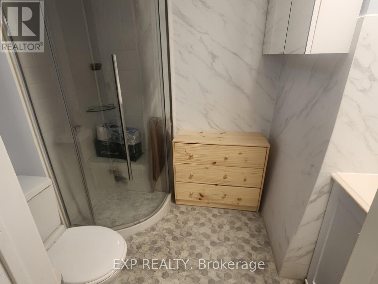 4302 Mayflower Drive, Mississauga, Ontario  L5R 1T7 - Photo 17 - W12164819